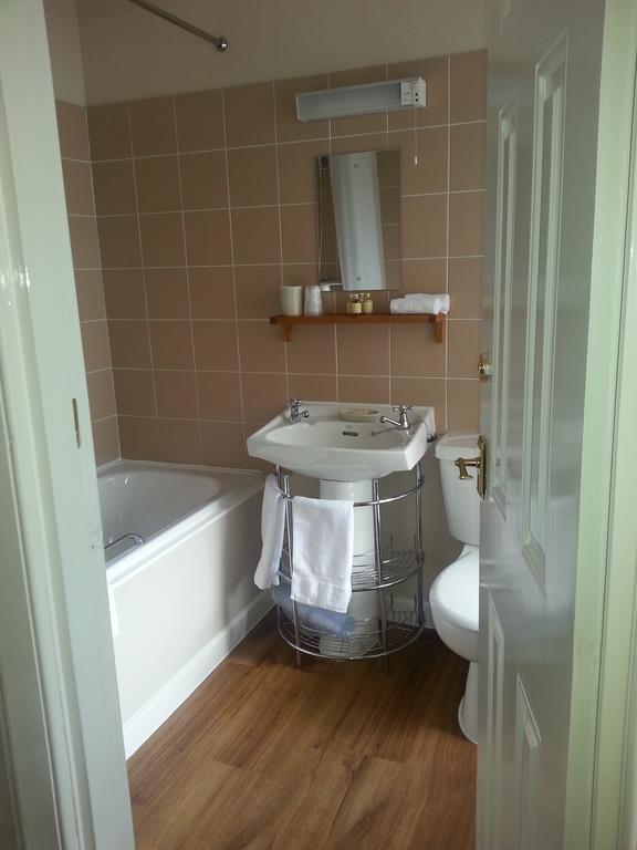 Westwood House Bed And Breakfast Grantshouse 外观 照片