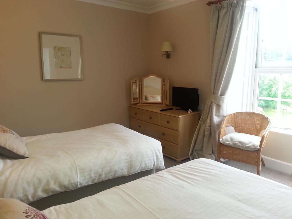 Westwood House Bed And Breakfast Grantshouse 外观 照片